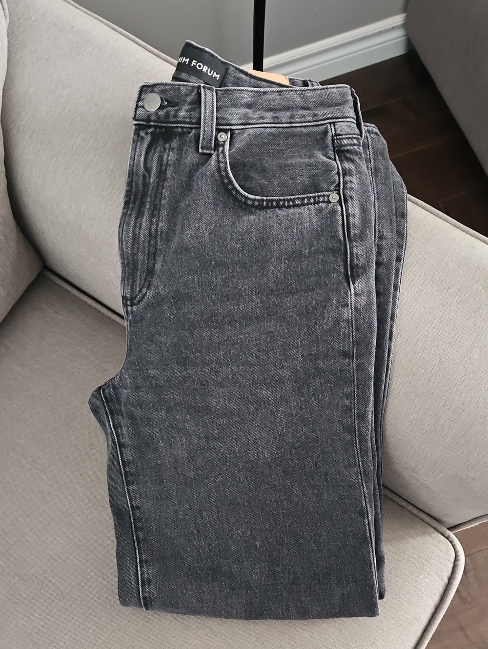 Denim Forum Women's Farrah Jeans in Washed Black